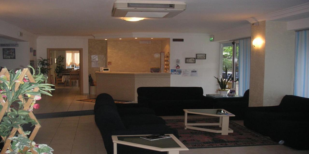 Hotel Canasta Riccione Kültér fotó