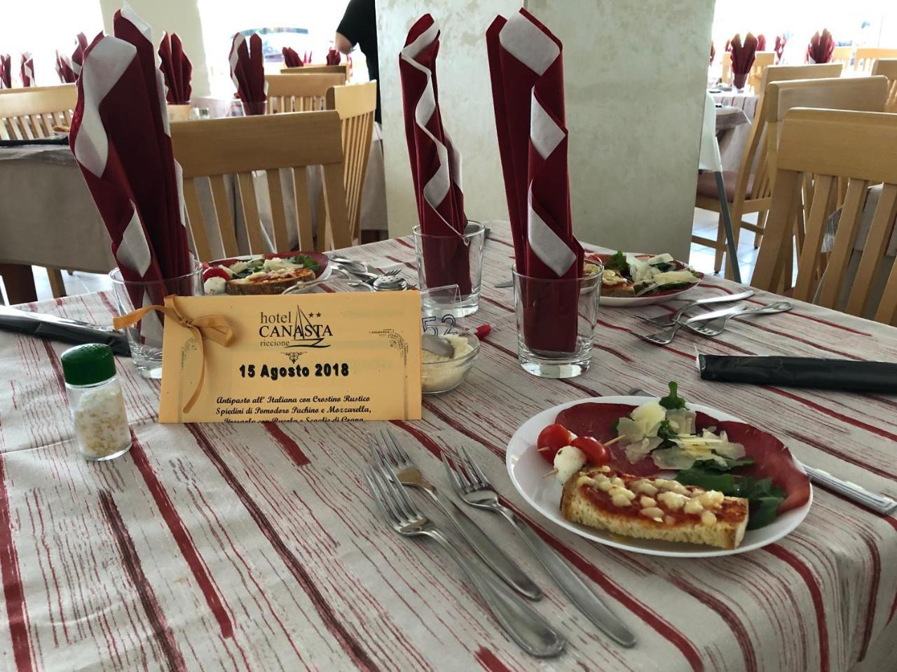 Hotel Canasta Riccione Kültér fotó